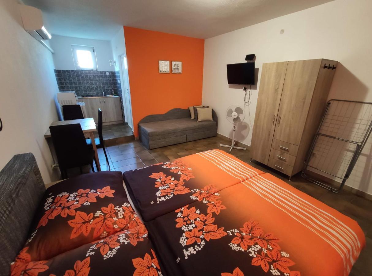 Vasti Apartman 시오포크 외부 사진