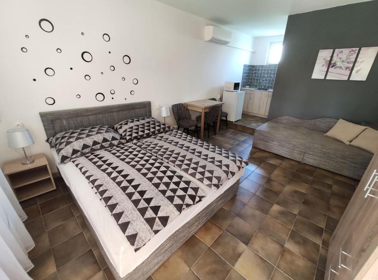 Vasti Apartman 시오포크 외부 사진