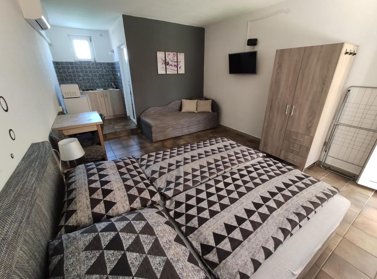 Vasti Apartman 시오포크 외부 사진