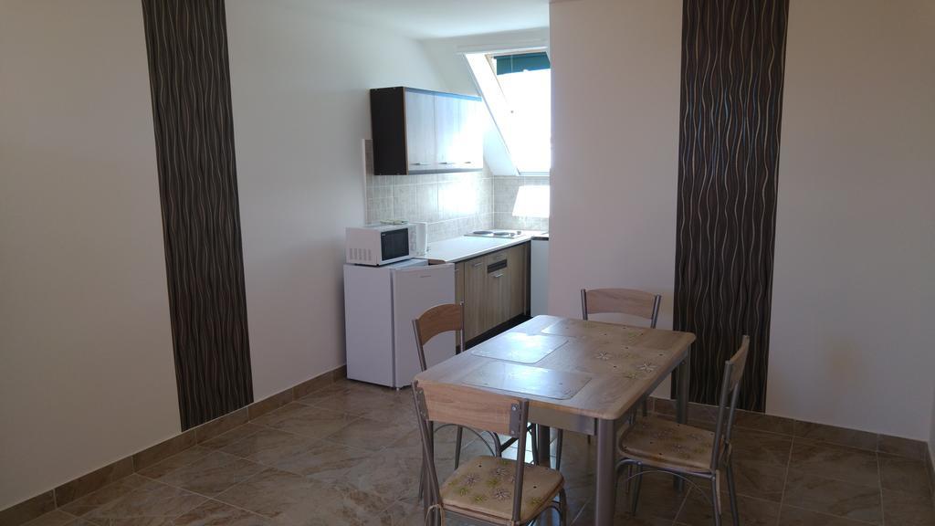 Vasti Apartman 시오포크 외부 사진